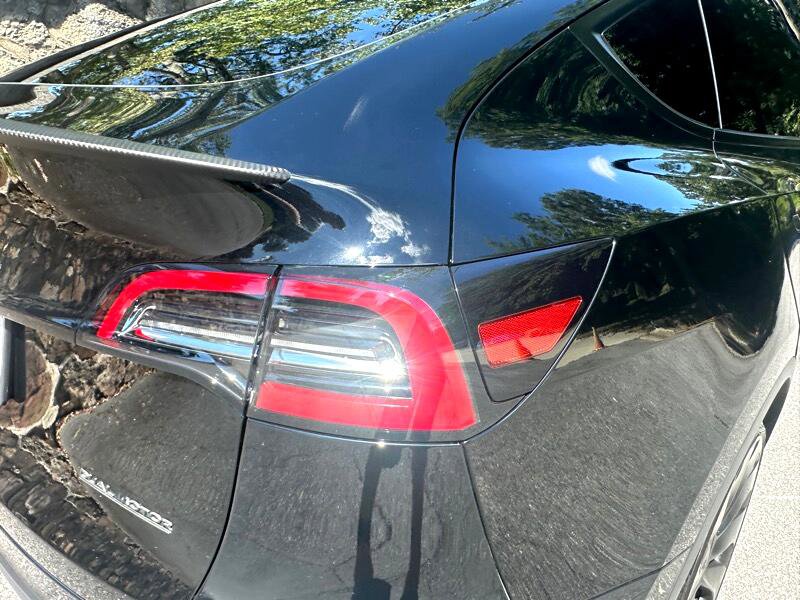 Used 2023 Tesla Model Y Long Range image 38