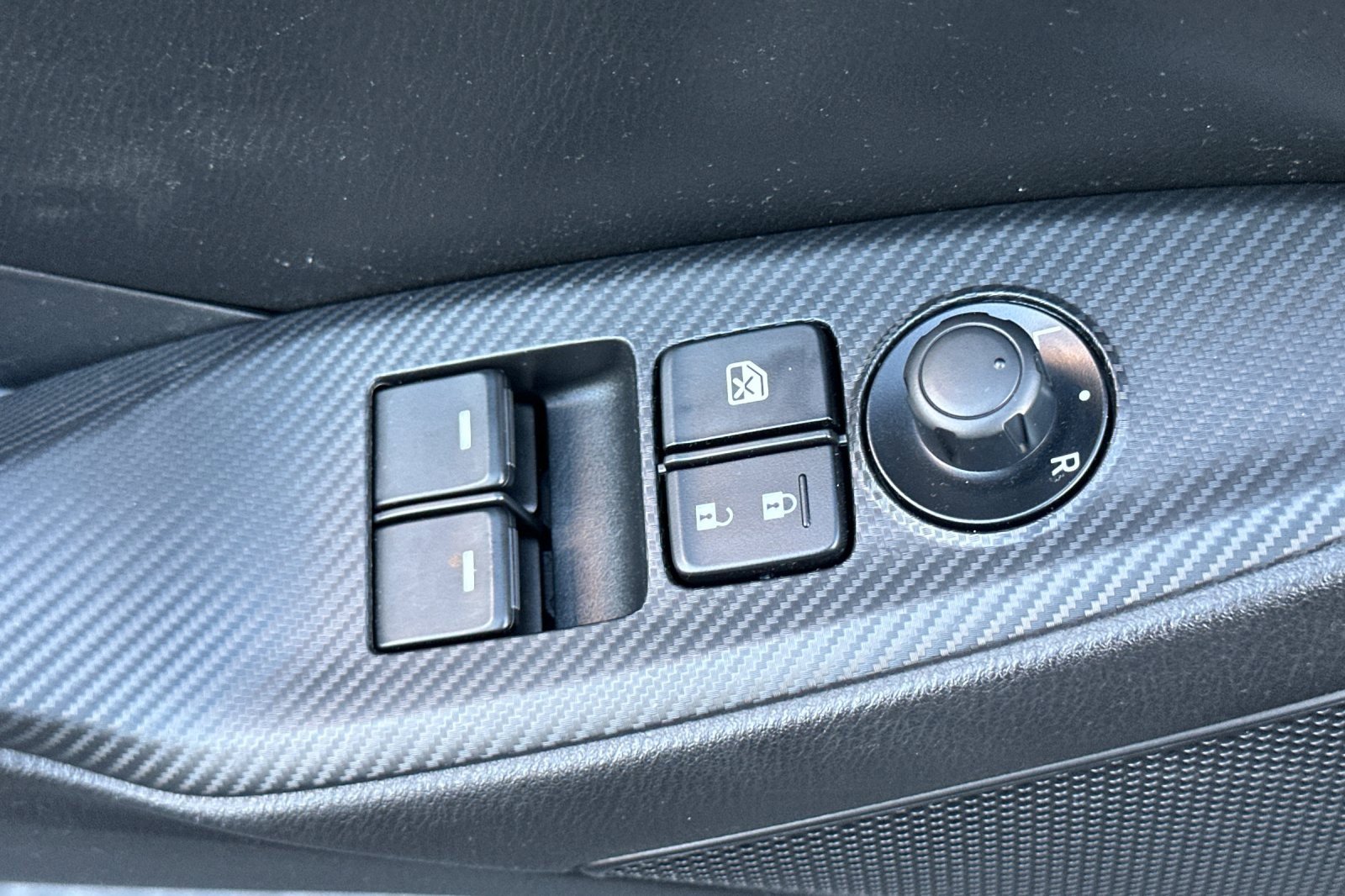 Used 2022 MAZDA MX-5 Miata Sport image 12