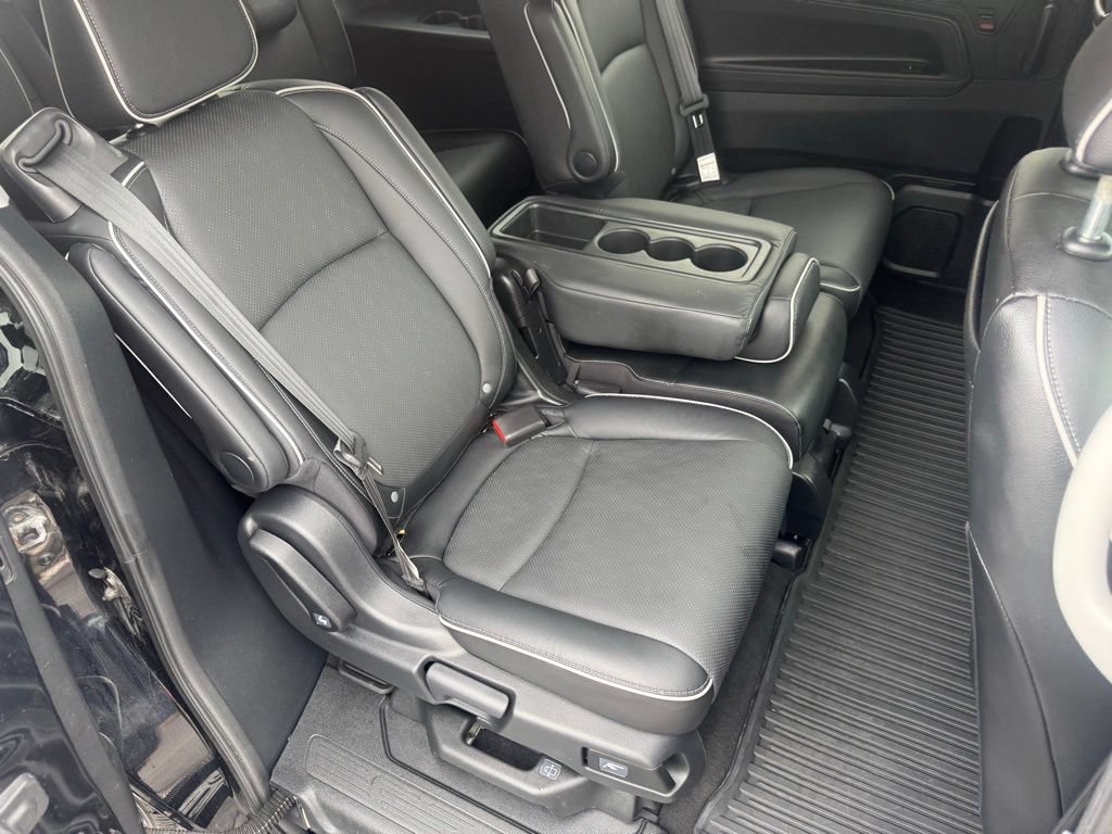 Used 2024 Honda Odyssey Elite image 45