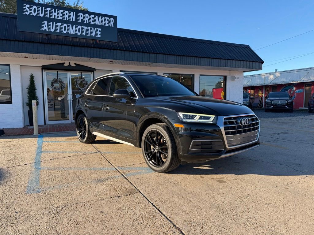 Used 2018 Audi Q5 2.0T Premium Plus w/ Premium Plus Package image 3