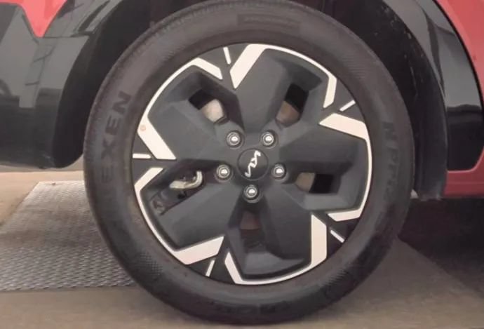 Used 2023 Kia Niro Wind FWD image 15