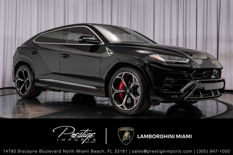 Used 2021 Lamborghini Urus image 1
