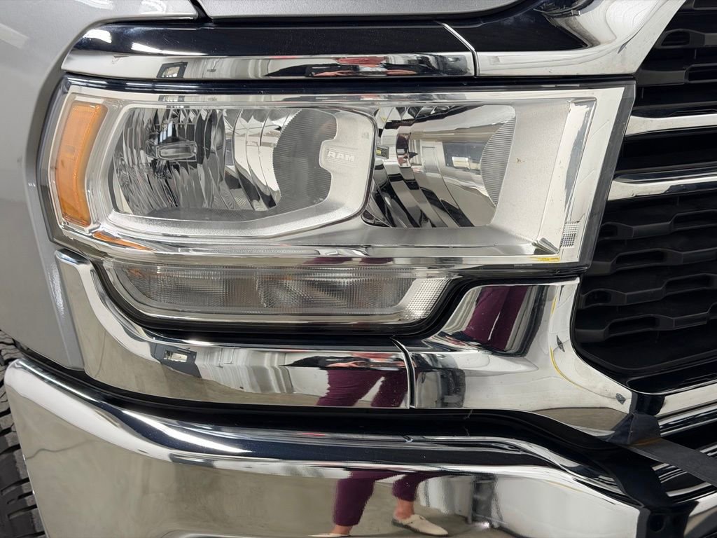 Used 2022 RAM 3500 Big Horn image 16