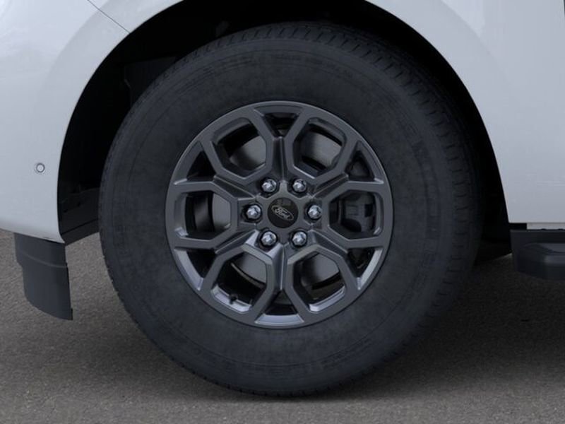 New 2026 Ford Expedition Active image 19