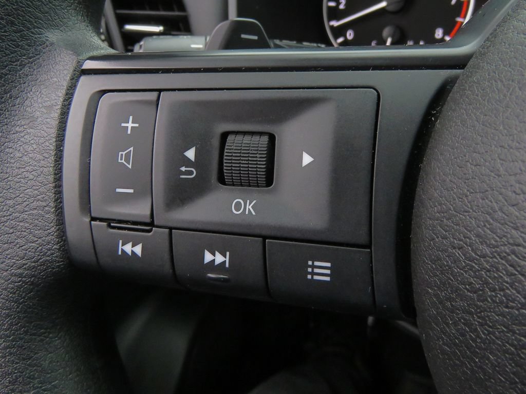 Certified 2024 Nissan Rogue S AWD/4WD image 17