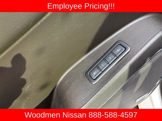 Used 2020 Chevrolet Tahoe LT AWD/4WD image 16