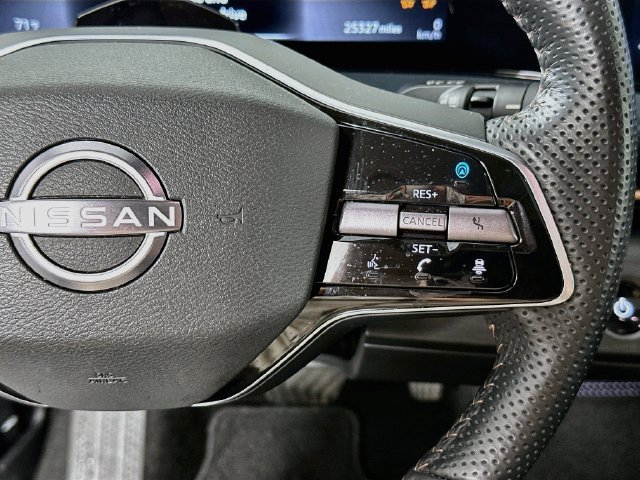 Used 2024 Nissan Ariya AWD image 24