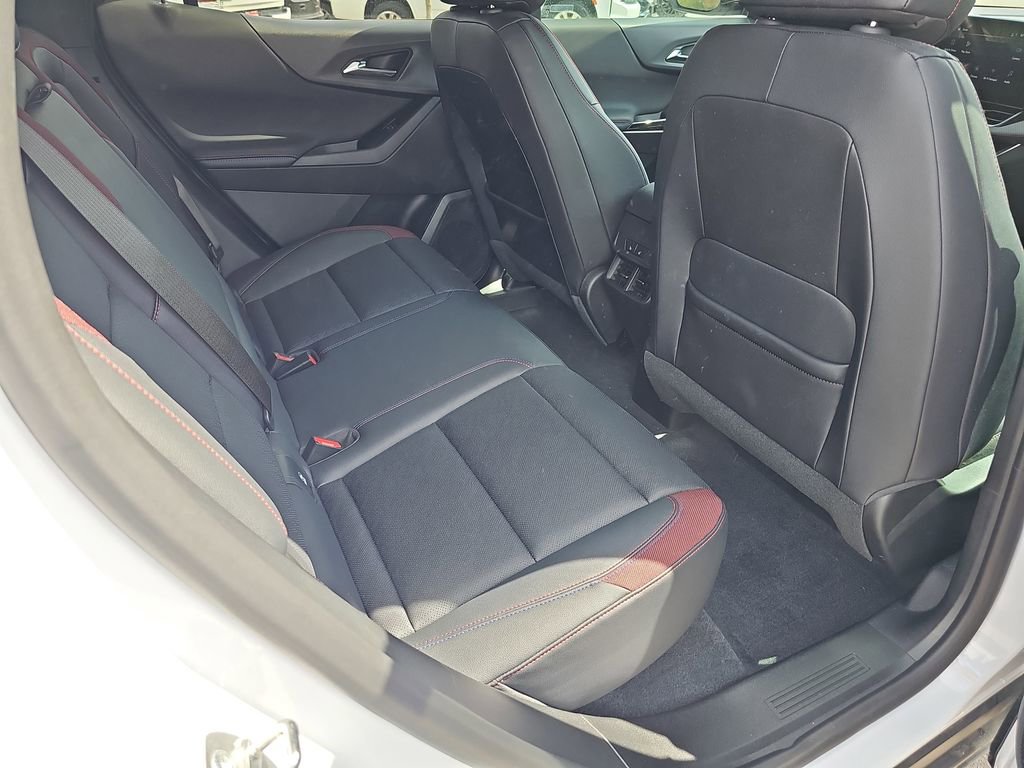 Used 2025 Chevrolet Equinox RS w/ Safety and Technology Package image 14