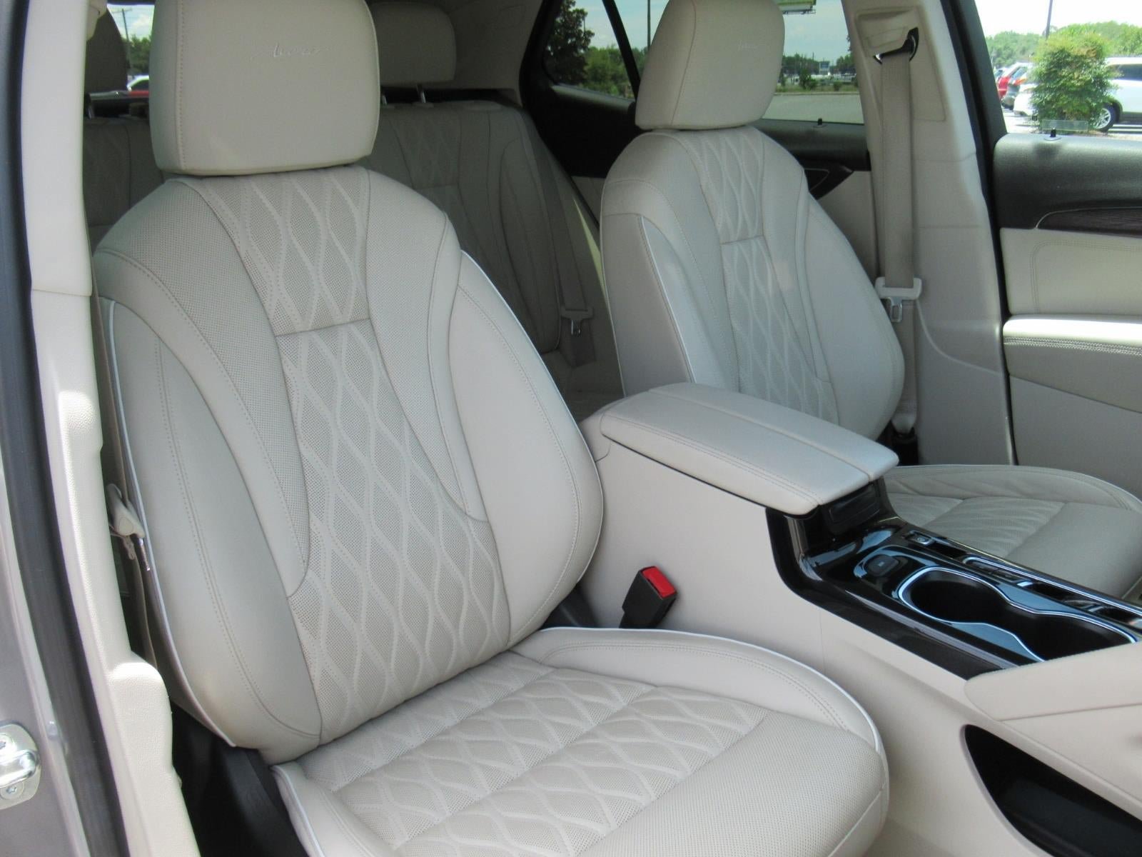 Used 2021 Buick Envision Avenir w/ Technology Package II FWD image 9