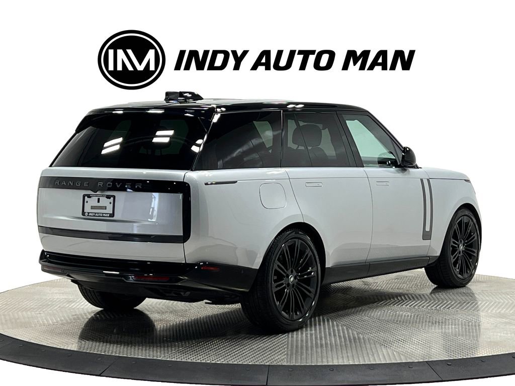 Used 2024 Land Rover Range Rover SE AWD/4WD image 4