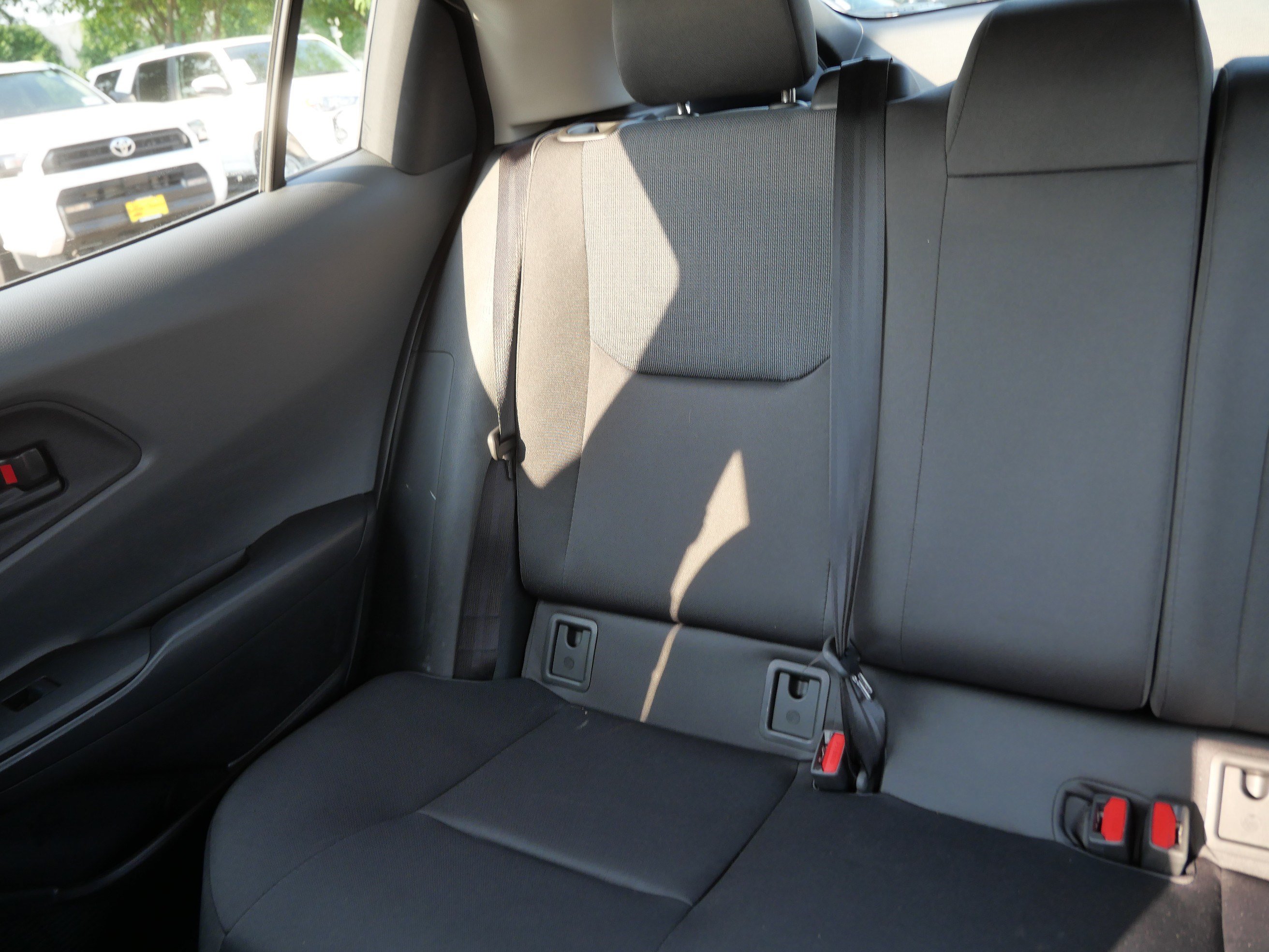 Certified 2025 Toyota Prius LE FWD image 13