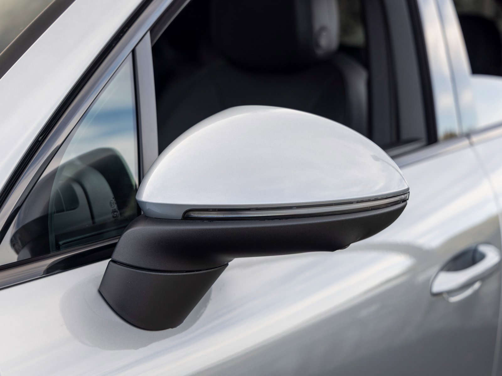 New 2026 Porsche Cayenne Coupe image 17