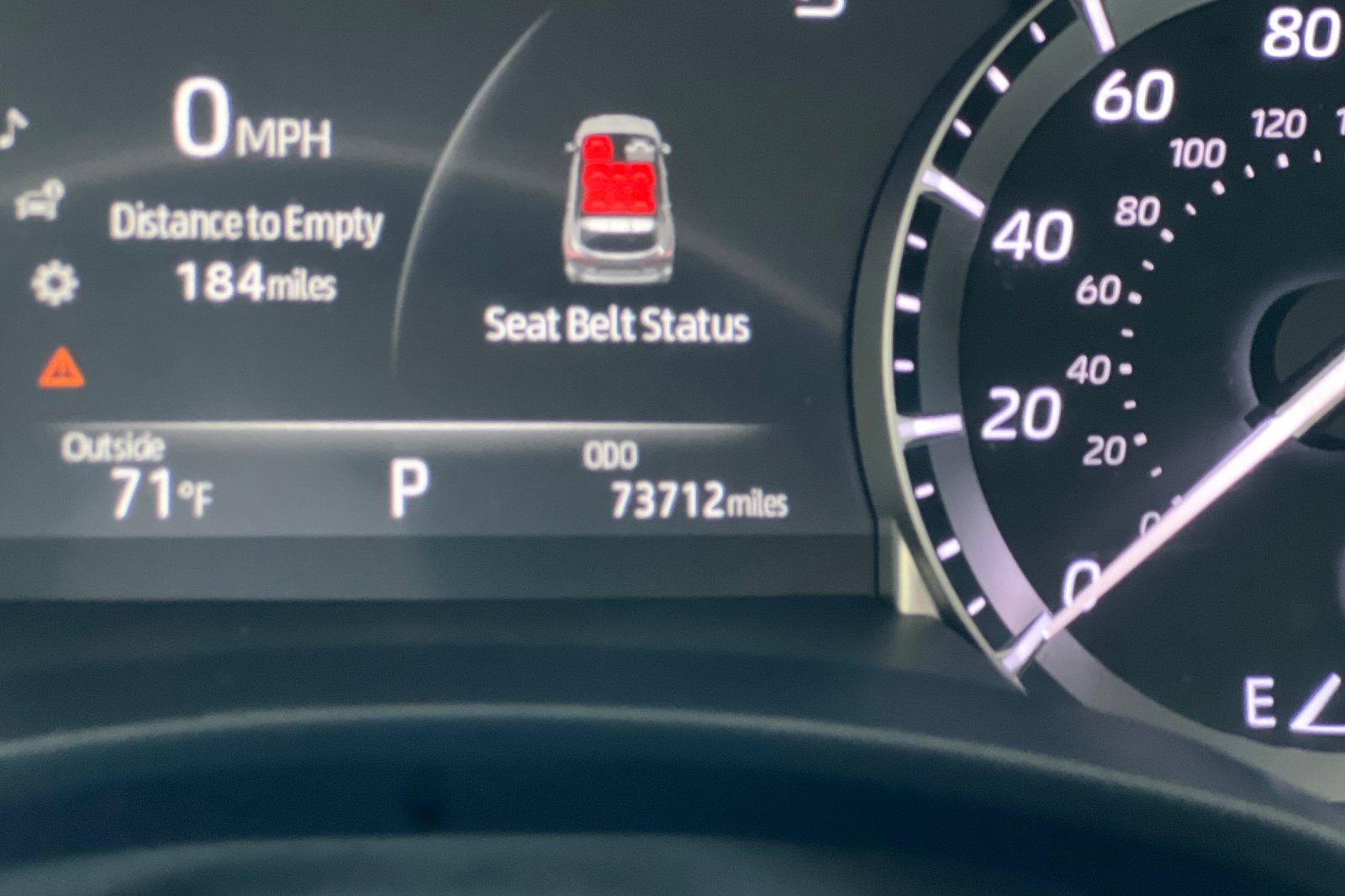 Used 2022 Toyota Highlander XLE AWD/4WD image 23