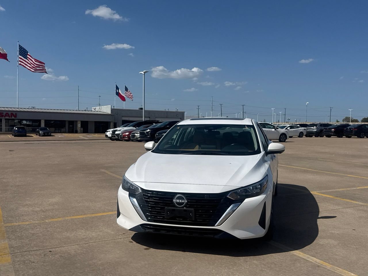 Certified 2025 Nissan Sentra SV w/ SV Premium Package FWD image 6