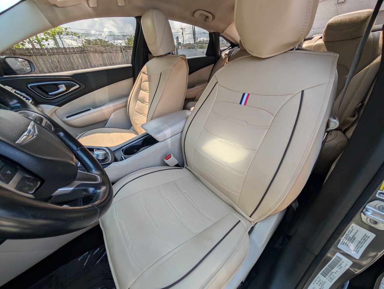 Used 2015 Chrysler 200 Limited w/ Convenience Group FWD image 16