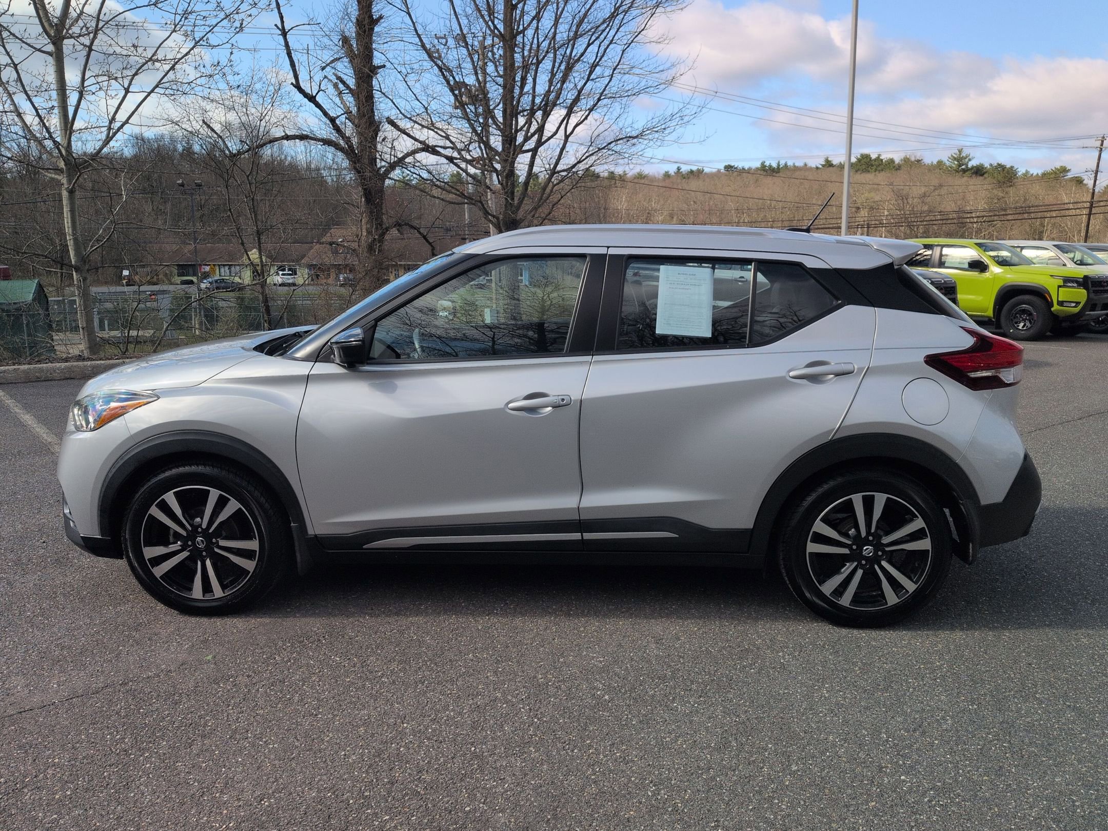 Used 2018 Nissan Kicks SR w/ Premium Package image 8