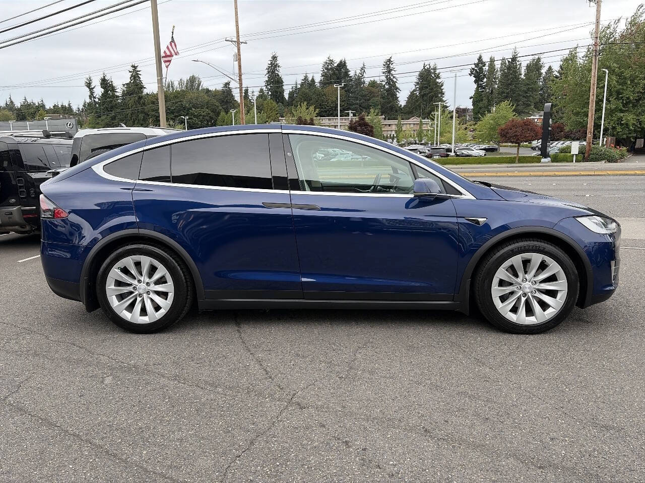 Used 2017 Tesla Model X 100D AWD/4WD image 12