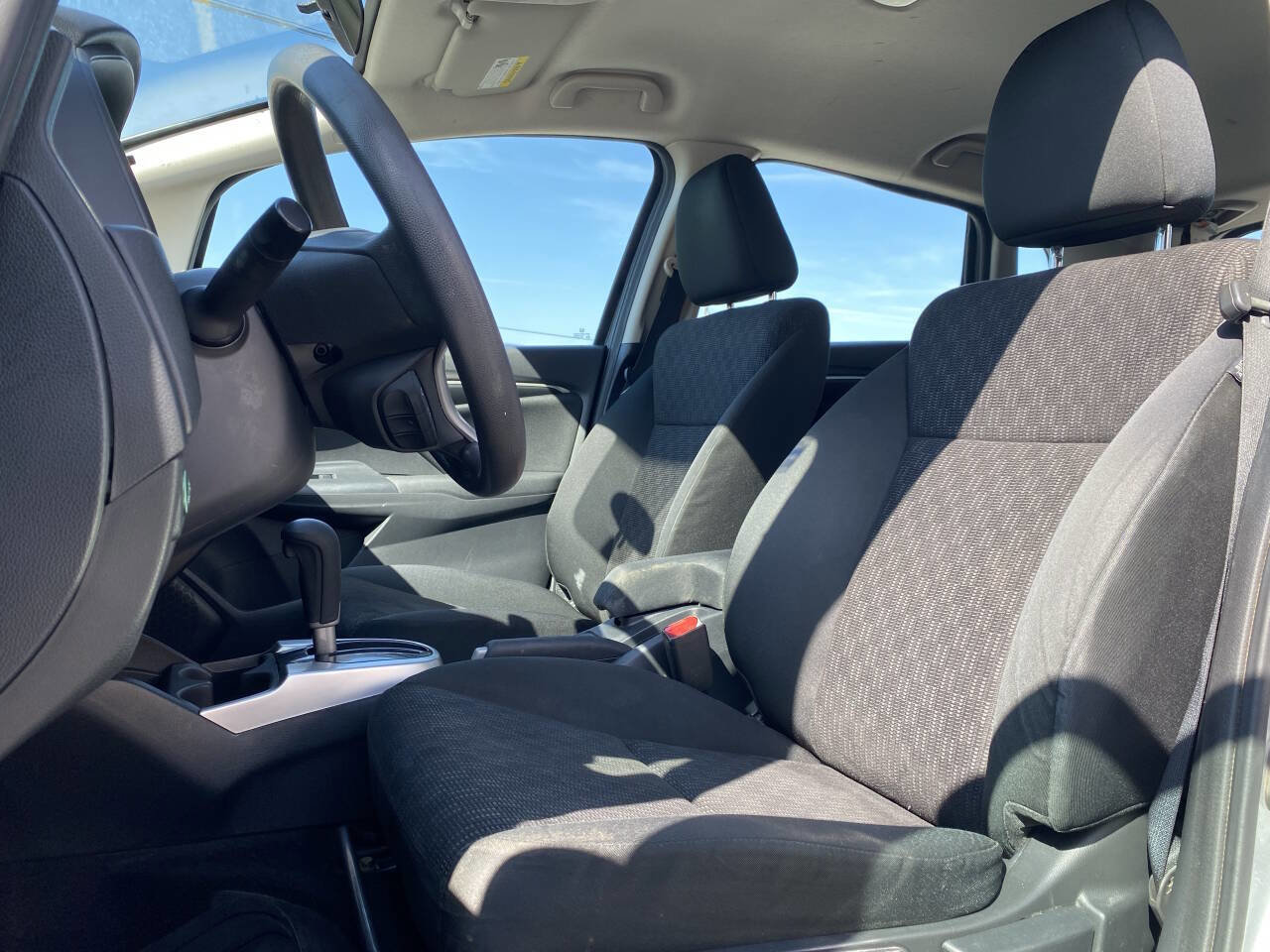 Used 2017 Honda Fit LX image 12