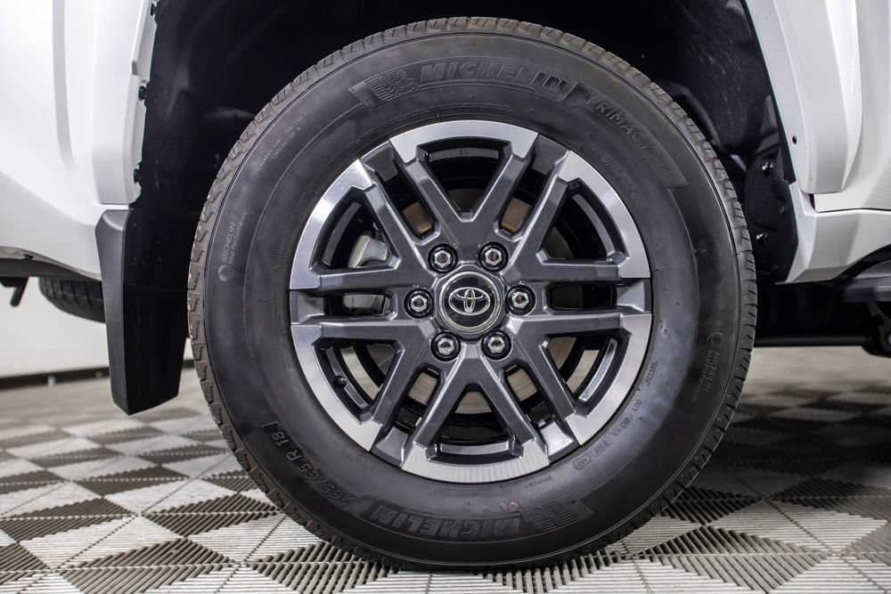 Used 2026 Toyota 4Runner Limited AWD/4WD image 43