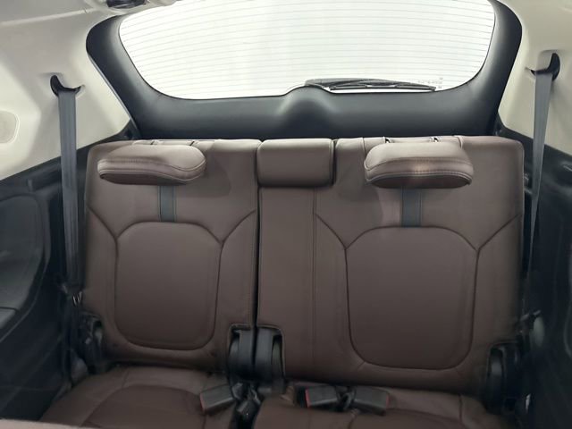 Certified 2025 Honda Pilot Elite image 34