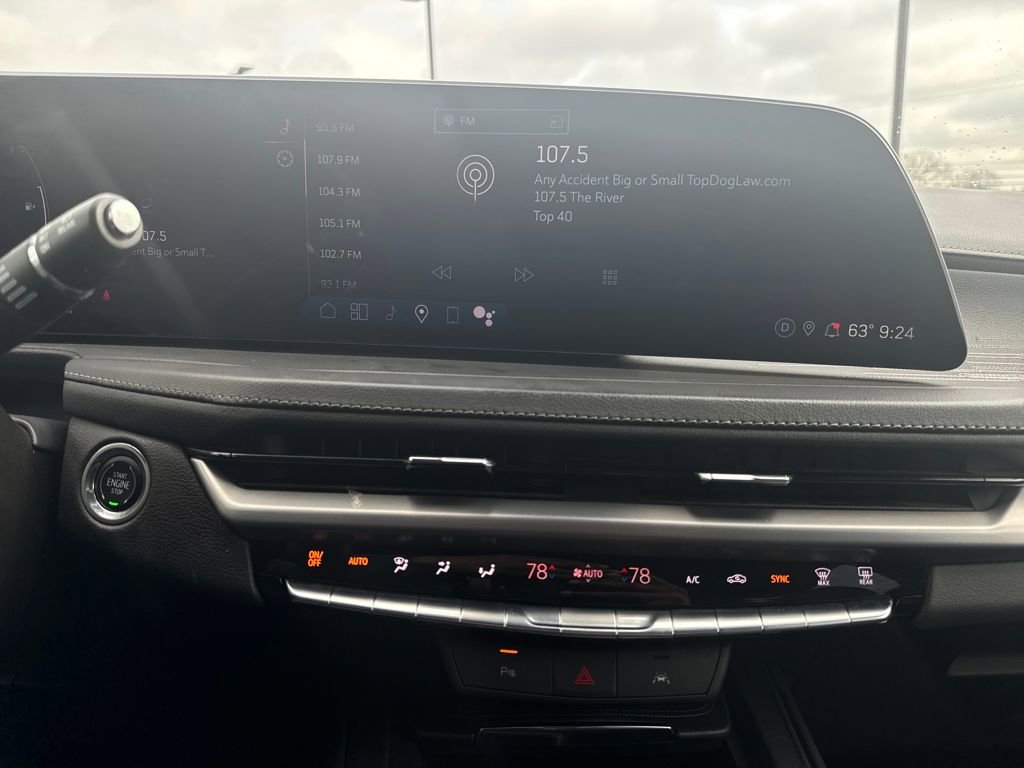 Used 2024 Cadillac XT4 Premium Luxury image 19