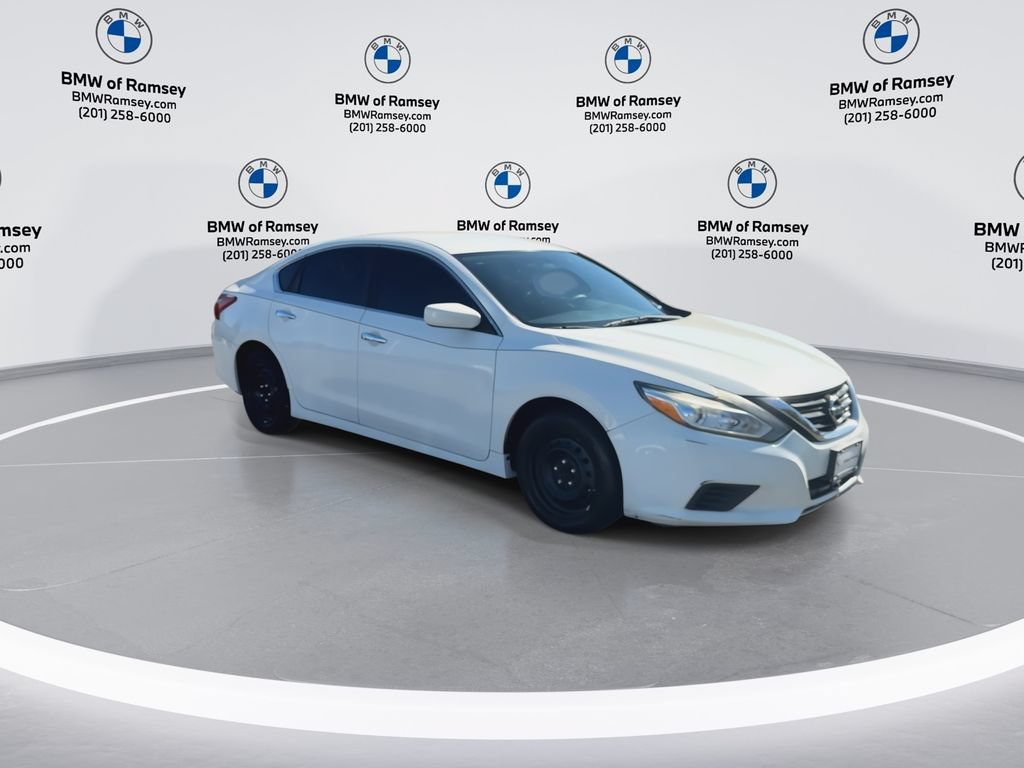 Used 2018 Nissan Altima 2.5 S w/ S Convenience Package FWD image 2