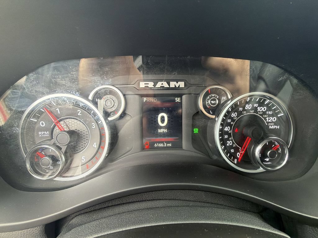 Used 2024 RAM 5500 SLT w/ Quick Order Package 2YG SLT AWD/4WD image 15