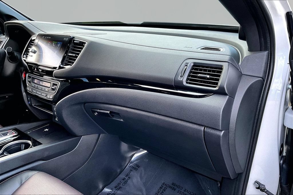 Used 2025 Honda Ridgeline Black Edition image 20