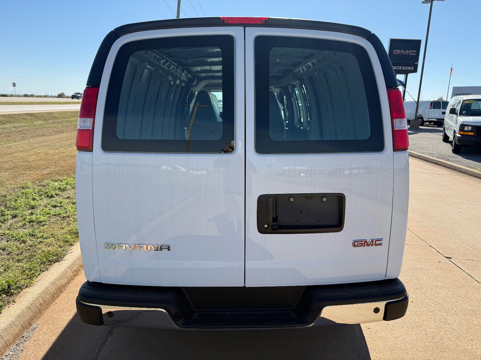 New 2025 GMC Savana 2500 Extended w/ Driver Convenience Package image 4