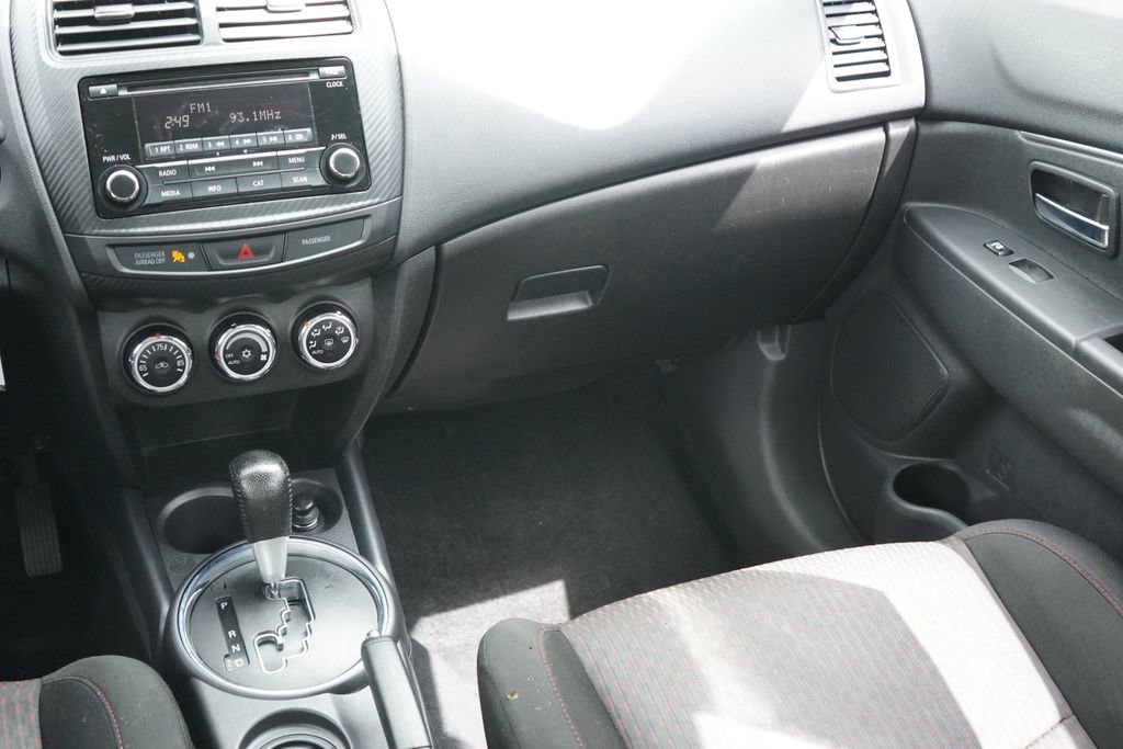 Used 2017 Mitsubishi Outlander Sport ES FWD image 23