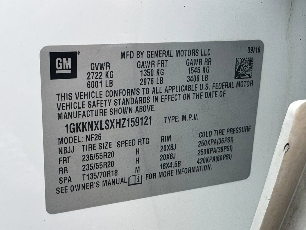 Used 2017 GMC Acadia Denali w/ Technology Package AWD/4WD image 35
