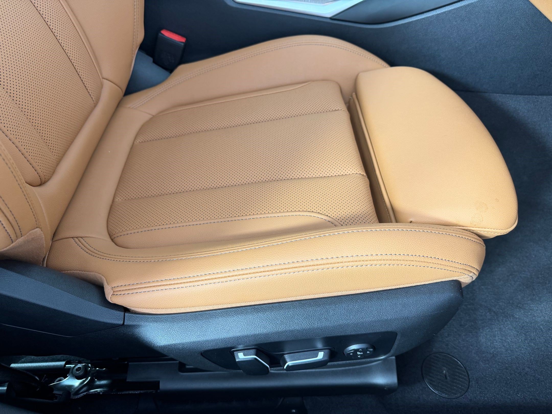 Used 2025 BMW 430i w/ Premium Package image 34