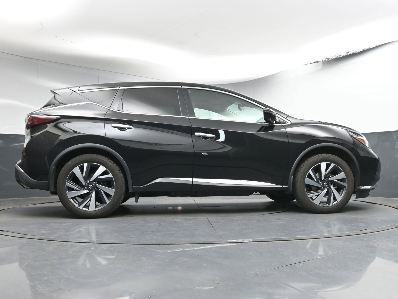 Used 2022 Nissan Murano SL w/ SL Moonroof Package image 26