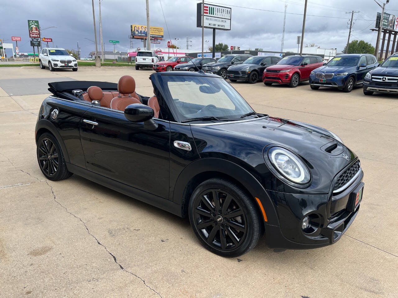 Used 2021 MINI Cooper S w/ Signature Upholstery Package FWD image 6