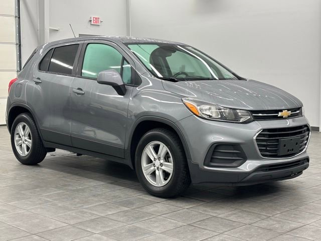 Used 2020 Chevrolet Trax LS w/ Tint and Cruise Package image 1