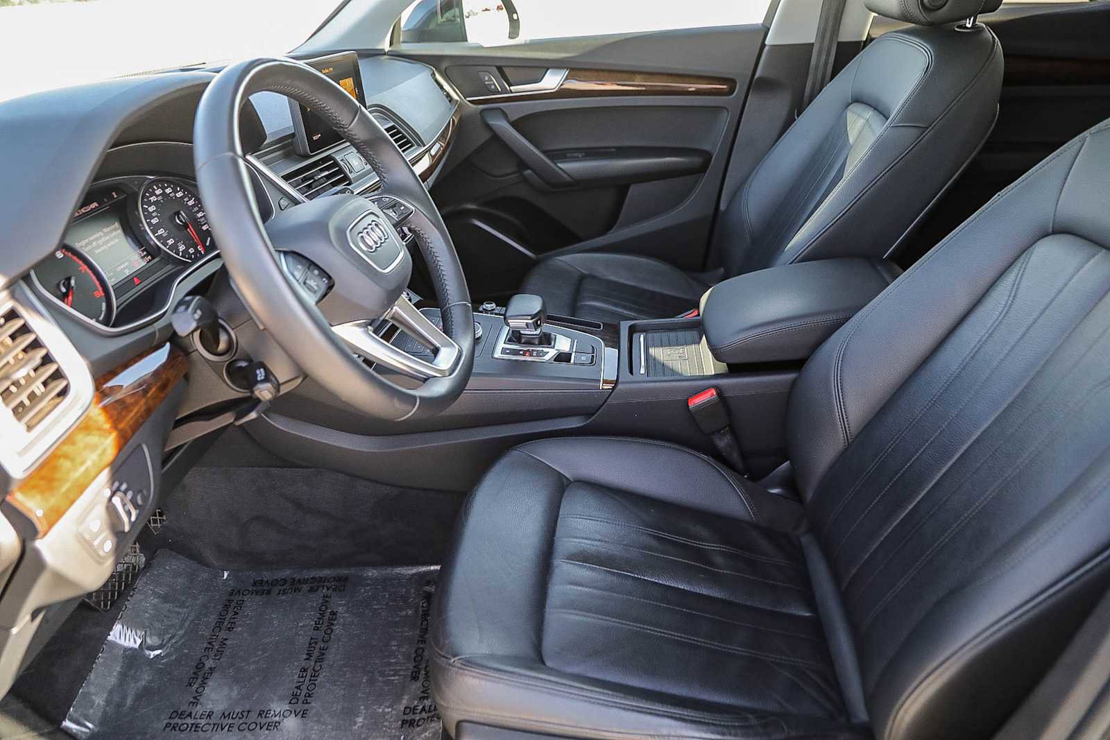 Used 2020 Audi Q5 2.0T Premium w/ Convenience Package image 16