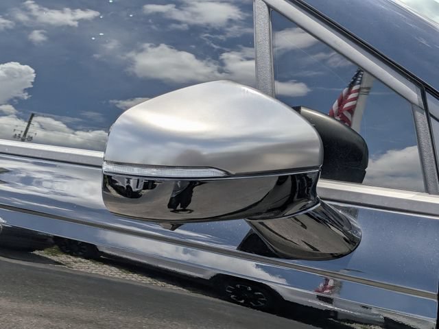 Certified 2026 Kia Carnival SX Prestige FWD image 11