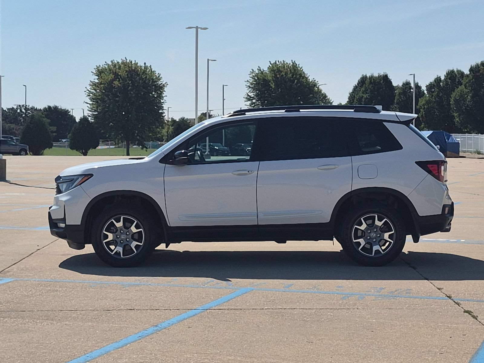 Certified 2023 Honda Passport TrailSport image 9