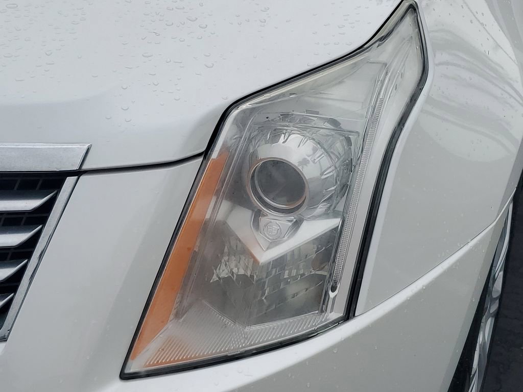 Used 2016 Cadillac SRX Performance w/ Trailering Package image 9