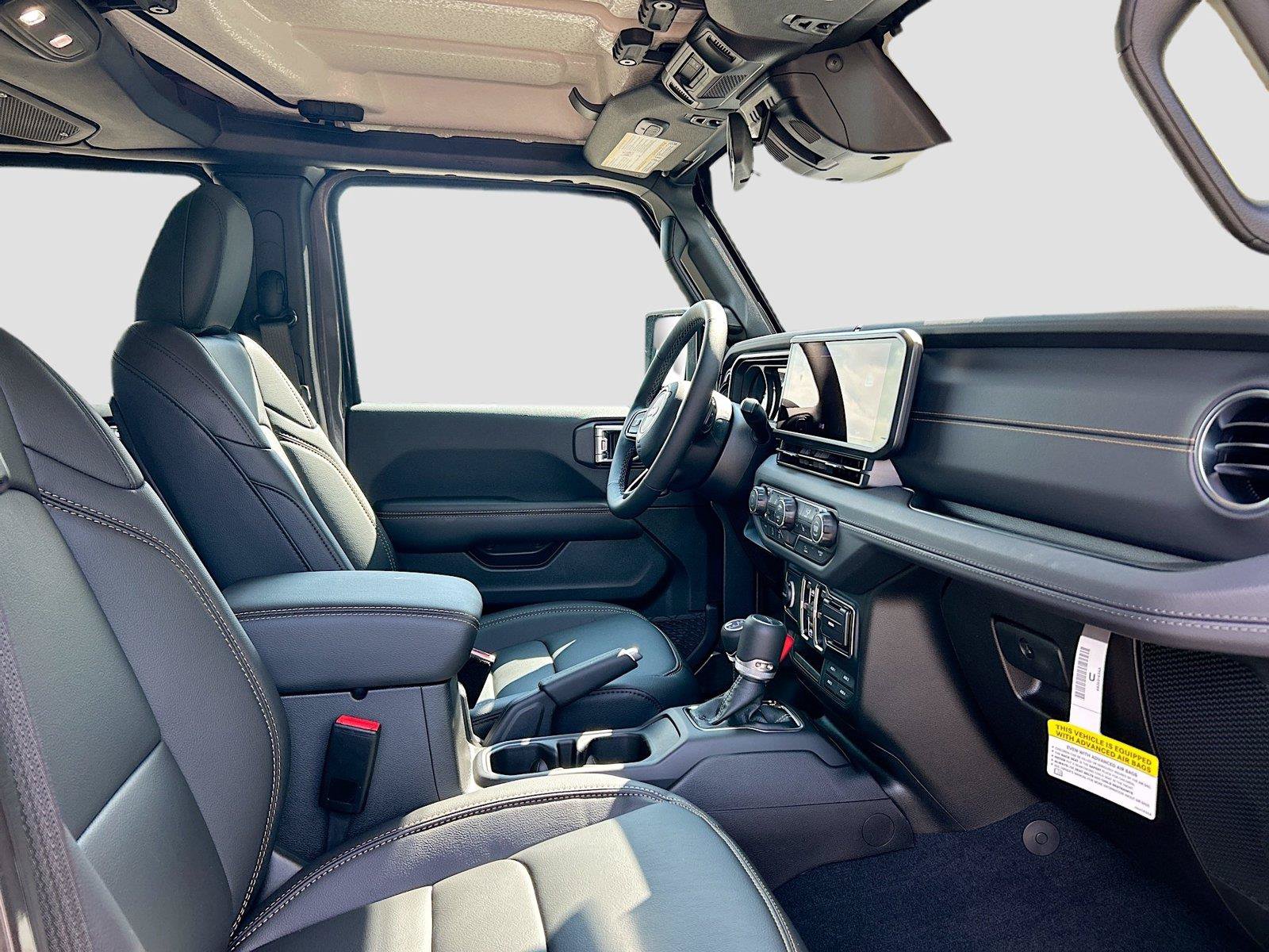 New 2026 Jeep Gladiator Sport AWD/4WD image 14