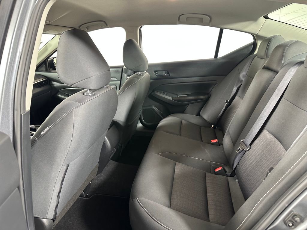 Used 2024 Nissan Altima 2.5 SV FWD image 18