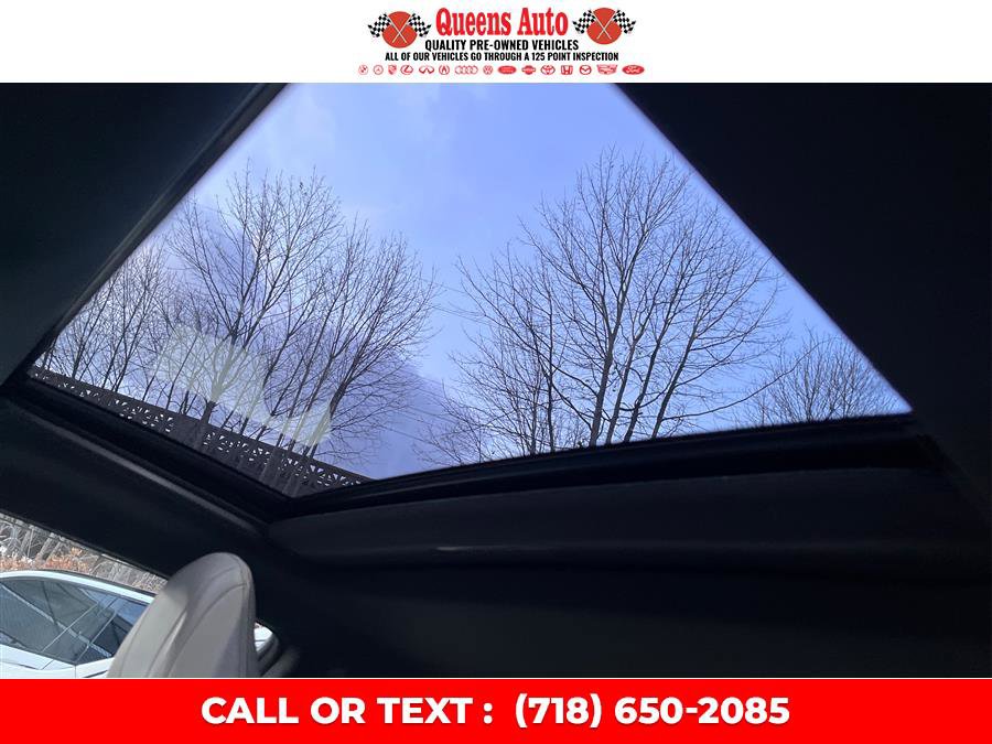 Used 2017 INFINITI Q60 3.0t w/ Cargo Package image 25