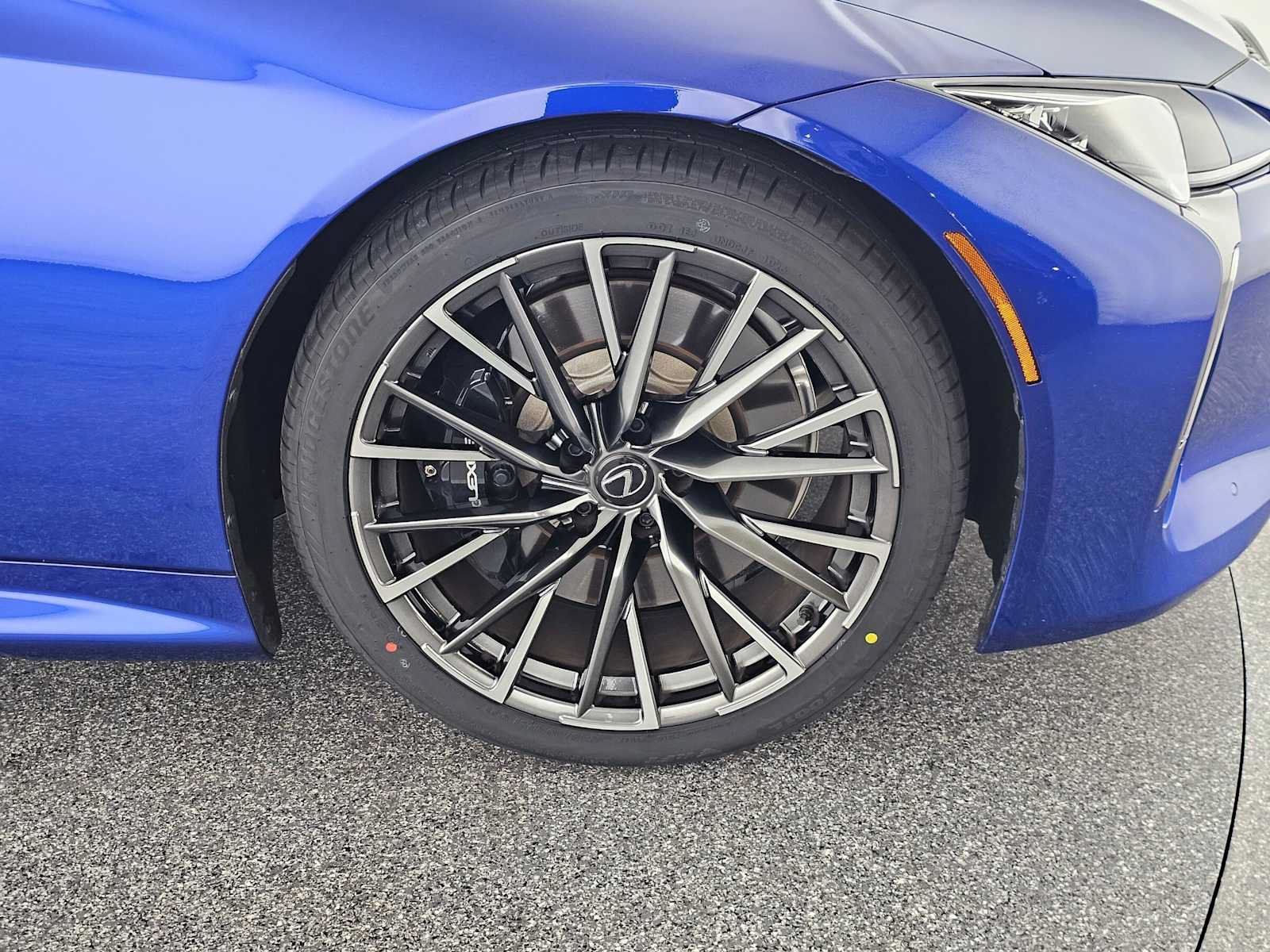Certified 2024 Lexus LC 500 Convertible w/ Touring Package RWD image 9