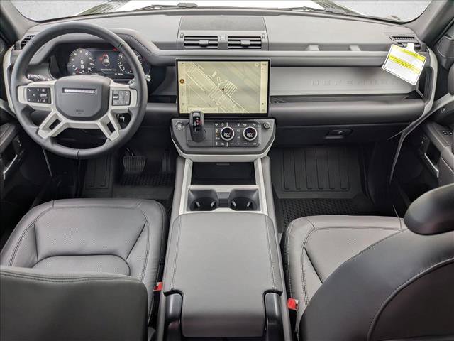 New 2026 Land Rover Defender 110 X-Dynamic SE AWD/4WD image 15