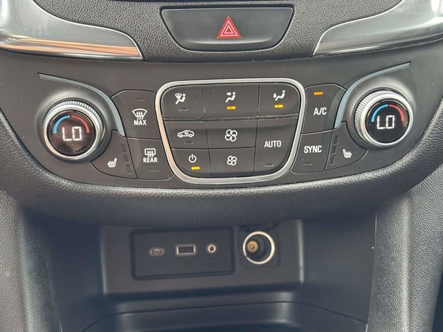 Used 2020 Chevrolet Equinox LT w/ Driver Convenience Package image 16