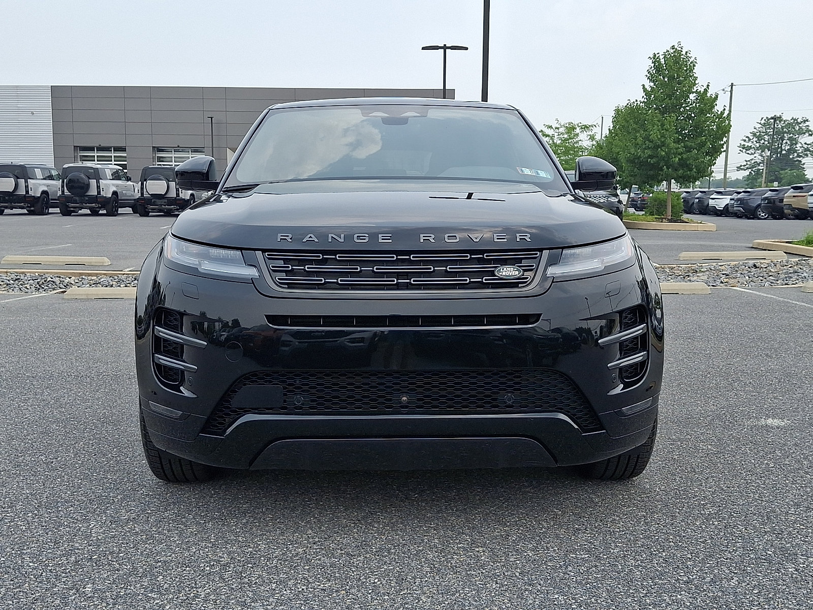 Used 2026 Land Rover Range Rover Evoque Dynamic SE AWD/4WD image 7