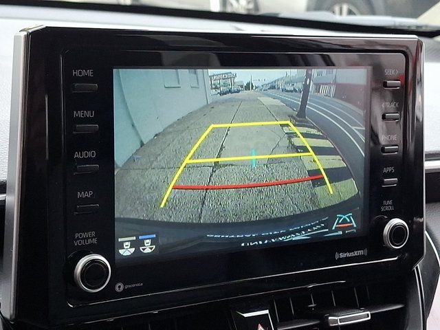 Used 2022 Toyota Corolla Cross XLE FWD image 17