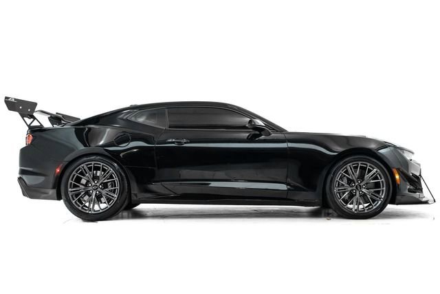 Used 2023 Chevrolet Camaro ZL1 image 5