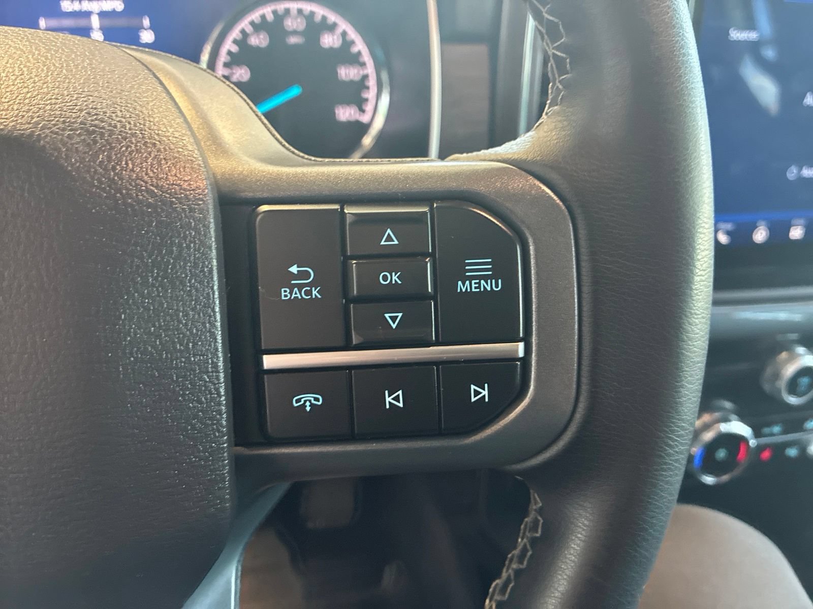 Used 2023 Ford F150 XLT AWD/4WD image 18