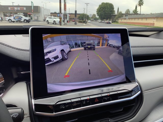 New 2026 Jeep Compass Limited image 19